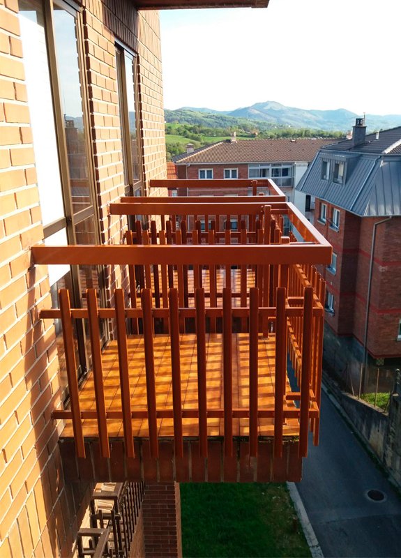 empresas de rehabilitacion de balcones y barandillas en san sebastian donostia gipuzkoa