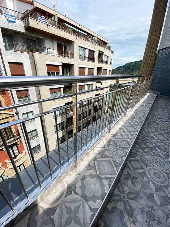 barandillas_de_acero_inoxidable_aisi_316_en_san_sebastian_donostia.jpg
