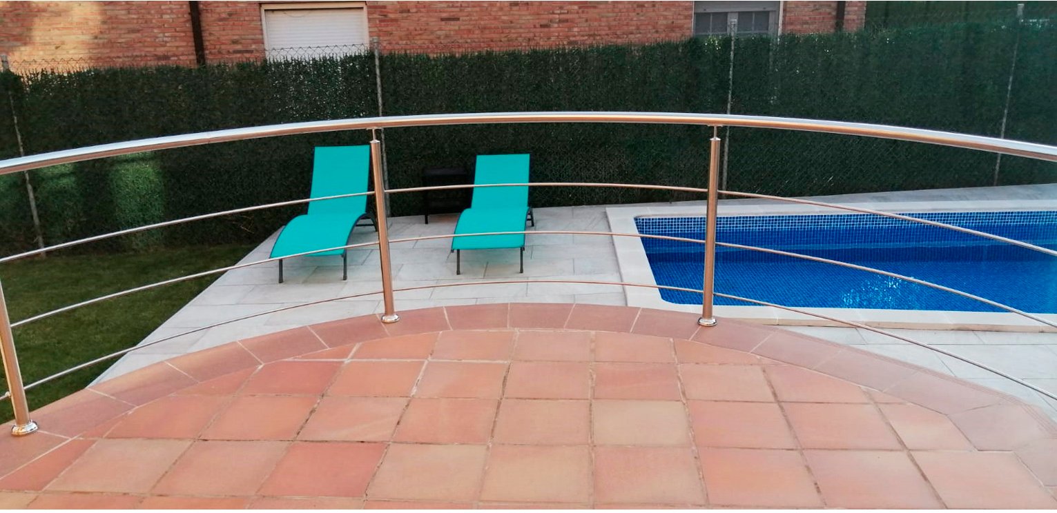 barandillas_de_acero_inoxidable_para_piscina.jpg