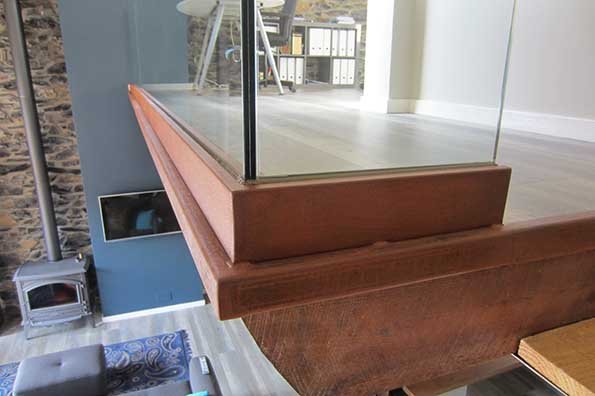 pintura en acero corten para perfiles de barandillas de cristal en gipuzkoa