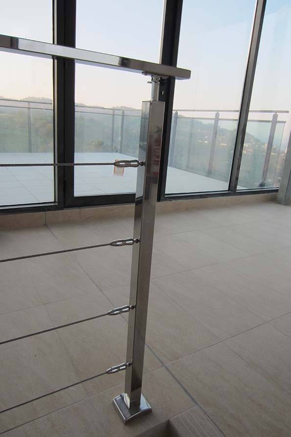 barandillas con pasamanos en tubo rectangular para barandillas de acero inoxidable en proyecto de zarautz gipuzkoa