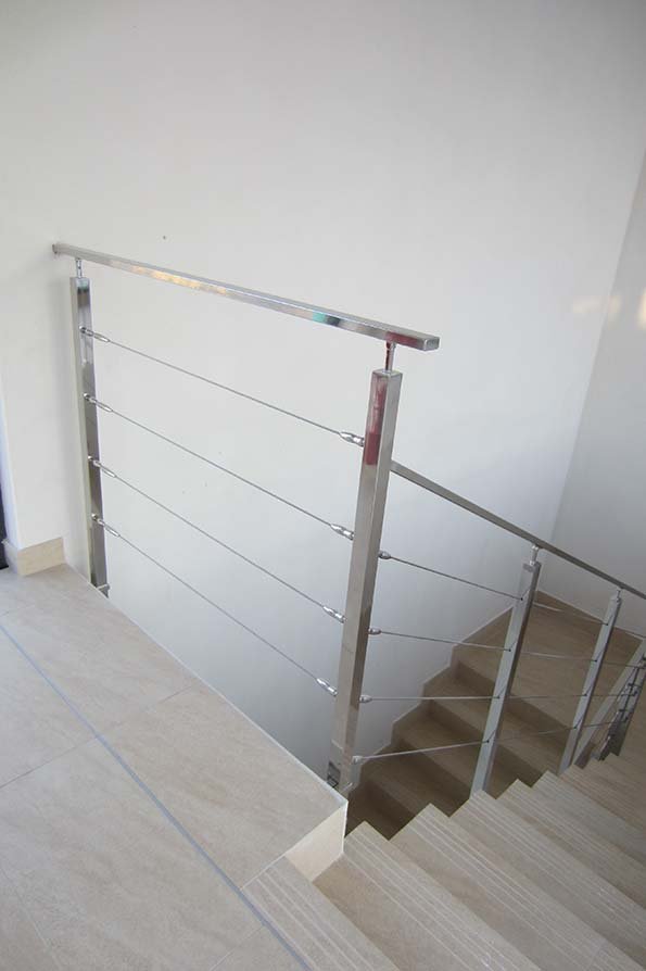 especialistas en barandillas con cable de acero inoxidable en donostia-san sebastian gipuzkoa