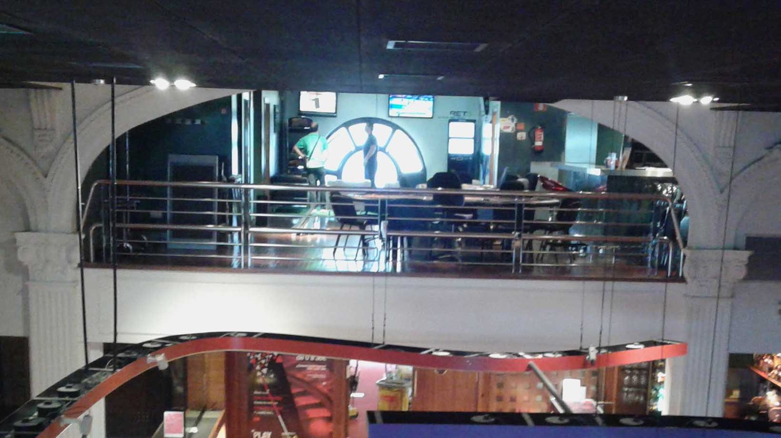 Barandilla de acero inoxidable en el Casino Kursaal de Donostia-San Sebastián.