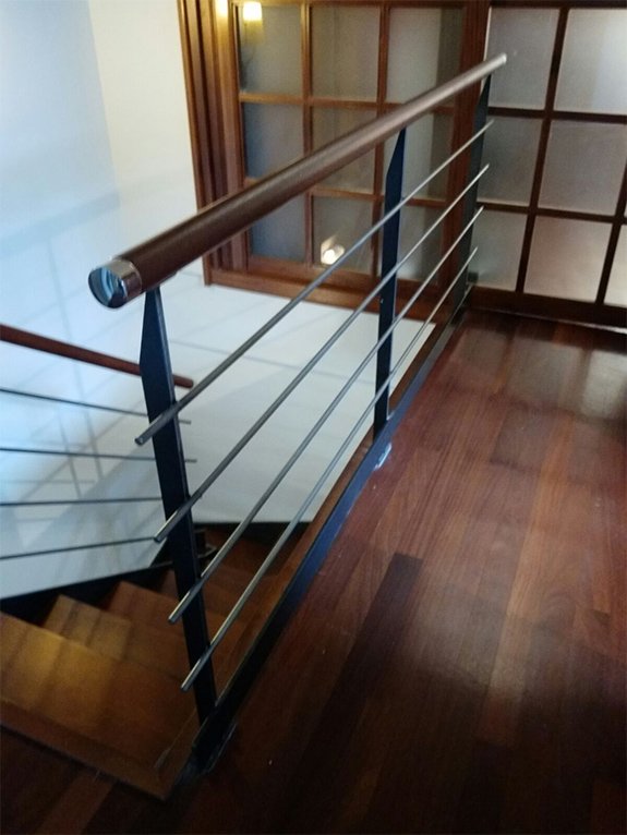 cuanto_cuesta_una_escalera_metalica_en_gernika_bilbao_bizkaia.jpg