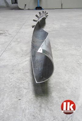 curvado_de_piezas_de_acero_en_hernani-gipuzkoa-donostia-san_sebastian.jpg