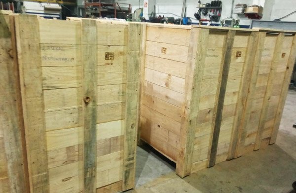 embalaje_a_medida_para_enviar_barandillas_por_transporte_maritimo.jpg