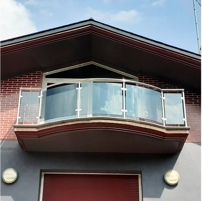 empresas_de_san_sebastian_gipuzkoa_especialistas_en_barandillas_de_acero_inoxidable.jpg