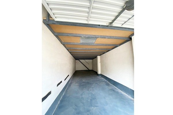 Entreplanta de 30 metros cuadrados para garaje. Entreplanta de 30 metros cuadrados para garaje.
