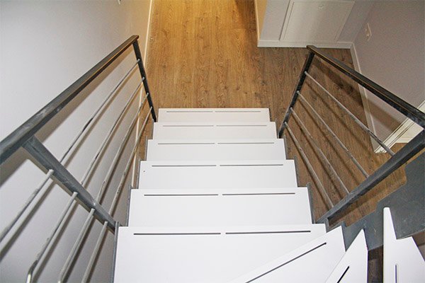 recopilación de escaleras metalicas en gipuzkoa en donostia