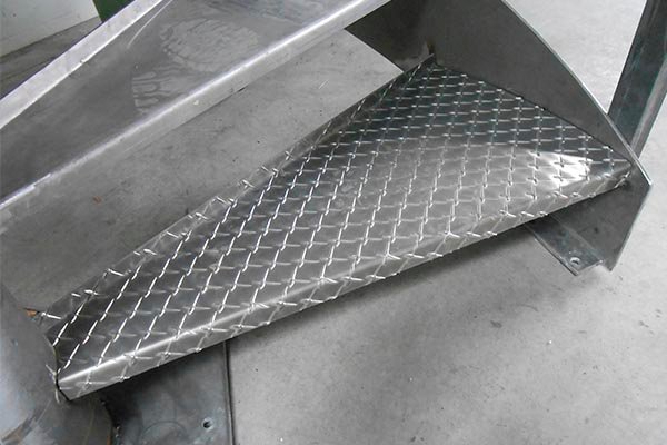 materiales para peldaños de escaleras de caracol.