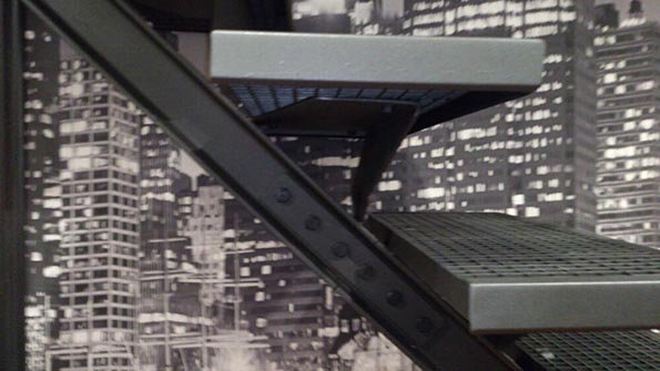 escaleras de diseno en gipuzkoa-donostia con escaleras de tramex