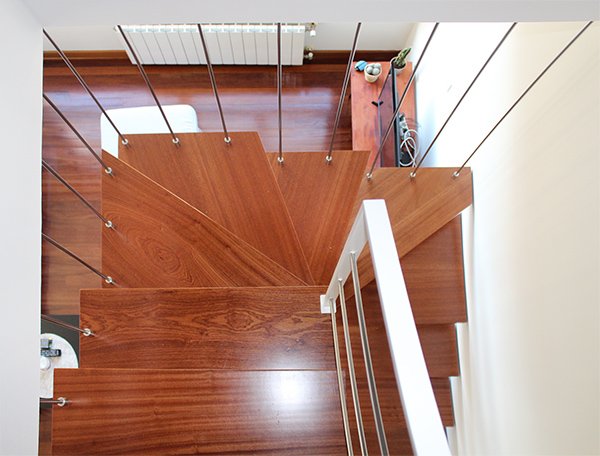 escaleras_en_bilbao_bizkaia_berango_santander_cantabria_para_viviendas_interiores.jpg