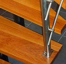 escaleras de madera en bilbao-bizkaia, con madera de roble