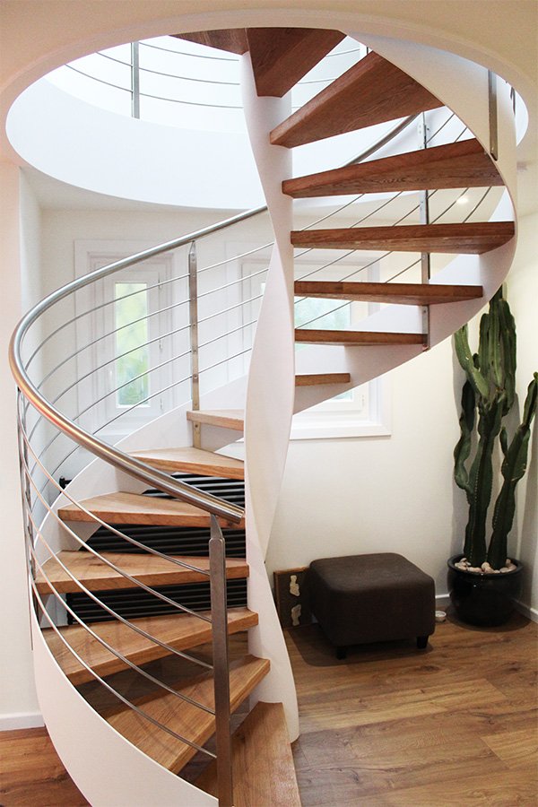 escalier_helicoidal_a_hendaye_biarritz_france_ibarkalde_sl.jpg