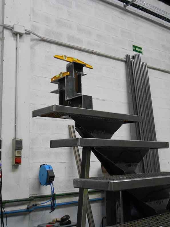 escaleras de herreria en gipuzkoa a medida y resistentes