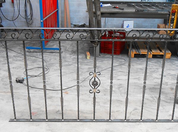 modelos de balcones con ornamentos diseño de balcones