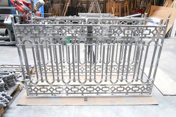 fabricacion_de_barandillas_de_aluminio_hotel_londres_donostia_san_sebastian.jpg