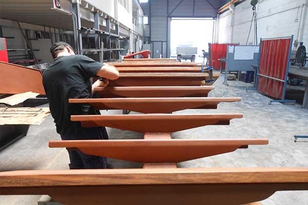 fabricacion_de_escaleras_a_medida_en_deba-zarautz-orio-gipuzkoa-mutriku