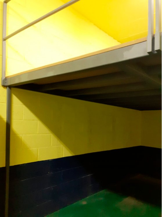 Entreplanta metálica a medida para garaje