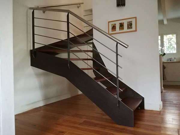 fabricantes_de_escaleras_en_bayona_escaliers_a_bayonne_ibarkalde_sl.jpg