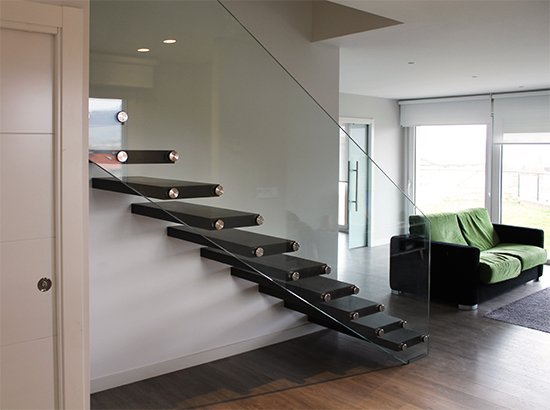 fabricantes_de_escaleras_interiores_en_hondarribia_fuenterrabia_gipuzkoa_de_ibarkalde.jpg