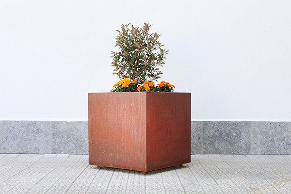 maceteros y jardineras en acero corten. a medida. como conseguir el efecto oxidado