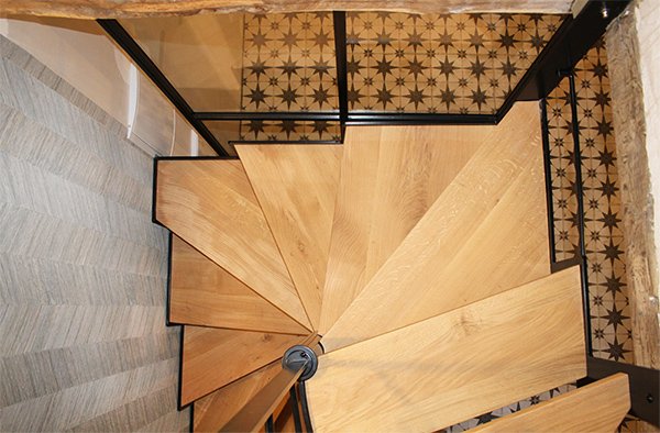 ibarkalde_fabricantes_de_escaleras_interiores_en_pamplona_nafarroa_irunea.jpg