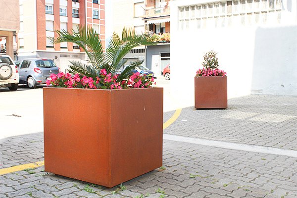 empresas fabricantes de maceteros y jardineras de acero corten en hierro oxidado