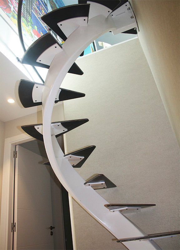las_mejores_escaleras_helicoidales_en_zarautz_gipuzkoa.jpg