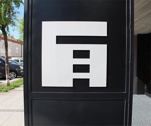 Trabajos en la reforma del Centro Cívico Tabacalera de Santander.