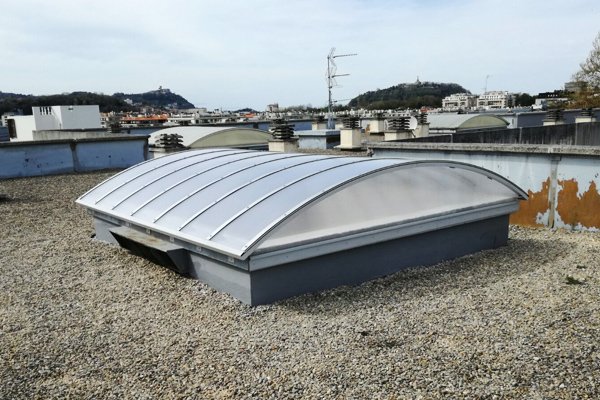 ibarkalde sl es empresa especialista en la fabricacion de lucernarios de policarbonato compacto alveolar en donostia gipuzkoa