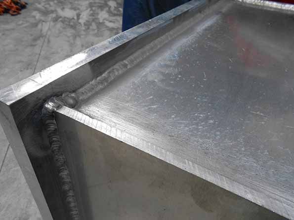 tolvas y depósitos en aluminio en gipuzkoa