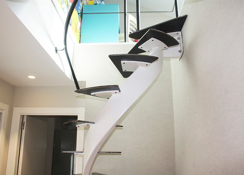 soluciones_para_escaleras_en_espacios_reducidos_en_zarautz_ibarkalde.jpg