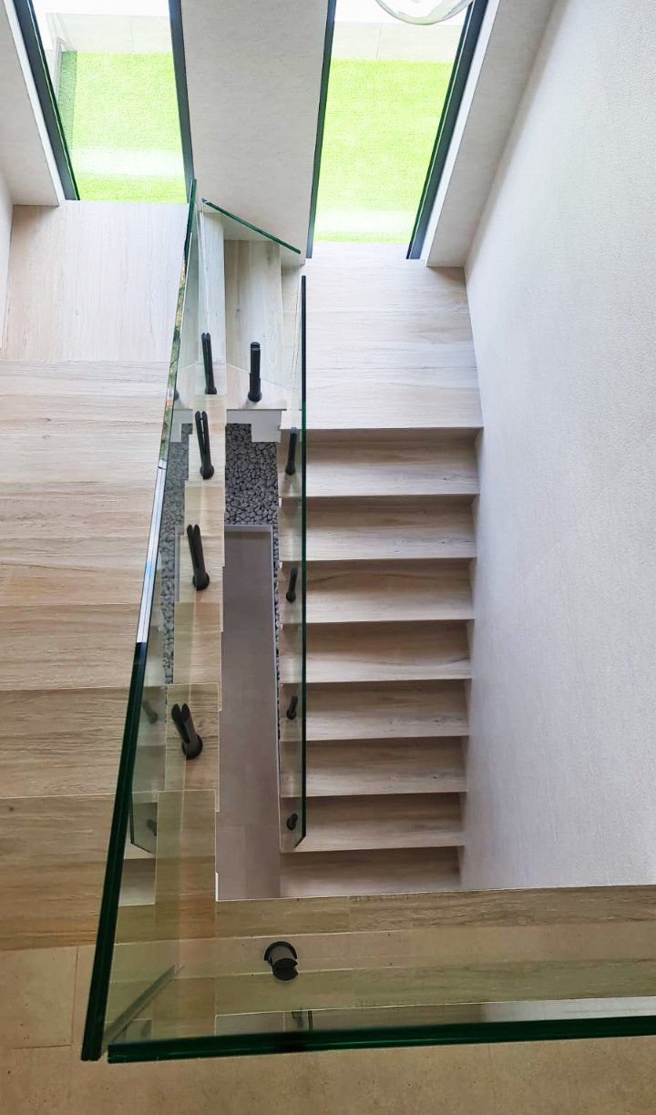 accesorios para barandilla de vidrio. herrajes para colocar barandilla de vidrio de hasta 8+8