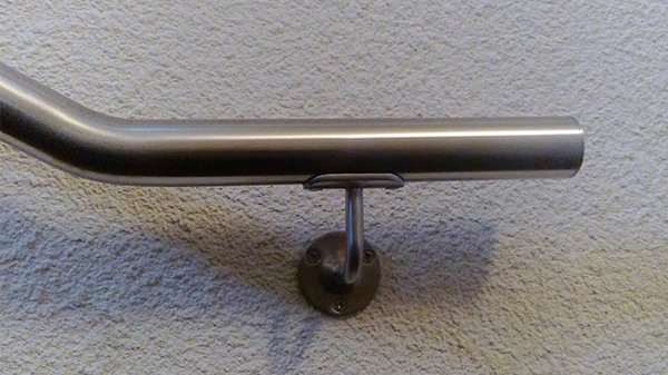 venta_de_pasamanos_en_acero_inoxidable_satinado_ibarkalde_s.l.jpg